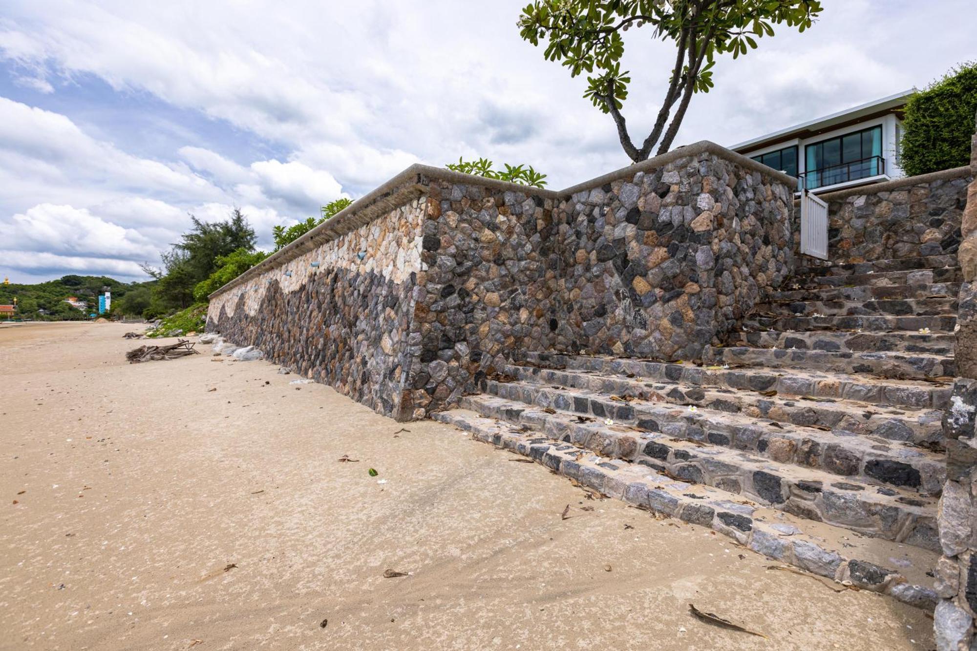 Beachfront Modern 4 Bedroom Pool Villa - Rv HHQ Exterior foto