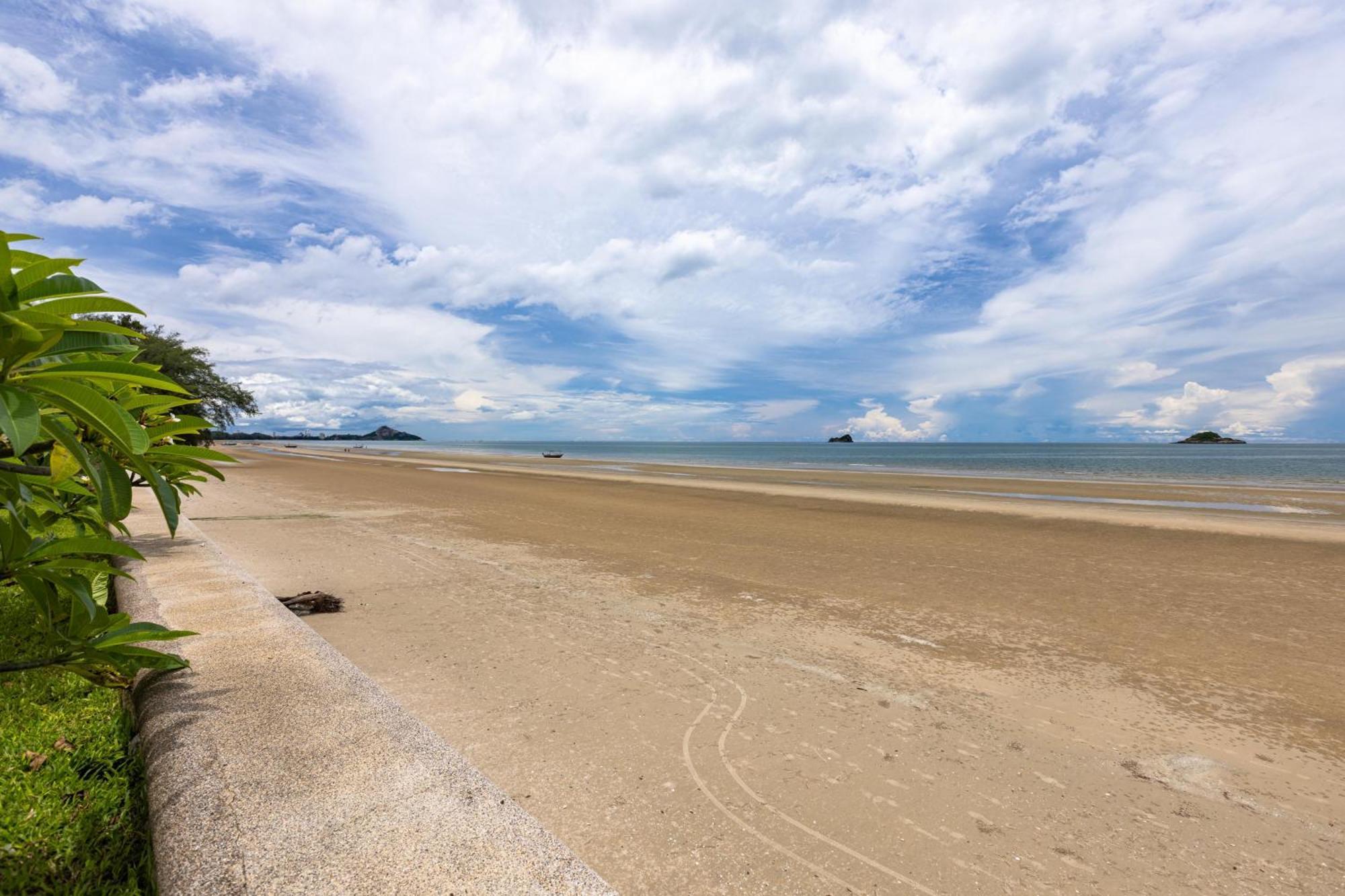 Beachfront Modern 4 Bedroom Pool Villa - Rv HHQ Exterior foto